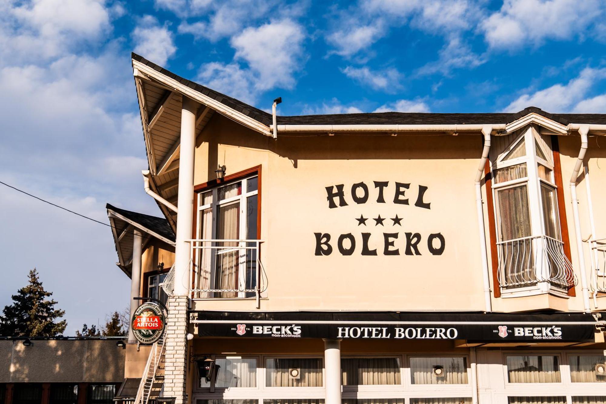 Hotel Bolero เยอร์ ภายนอก รูปภาพ