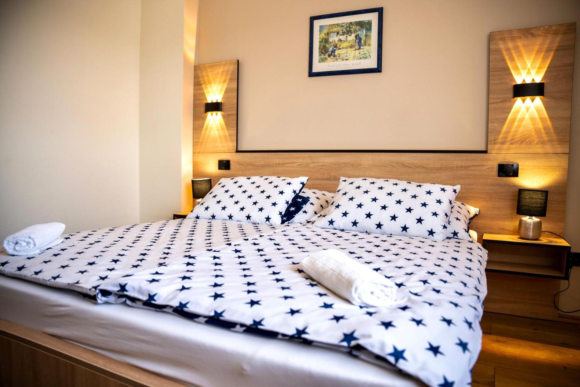 Hotel Bolero เยอร์ ภายนอก รูปภาพ