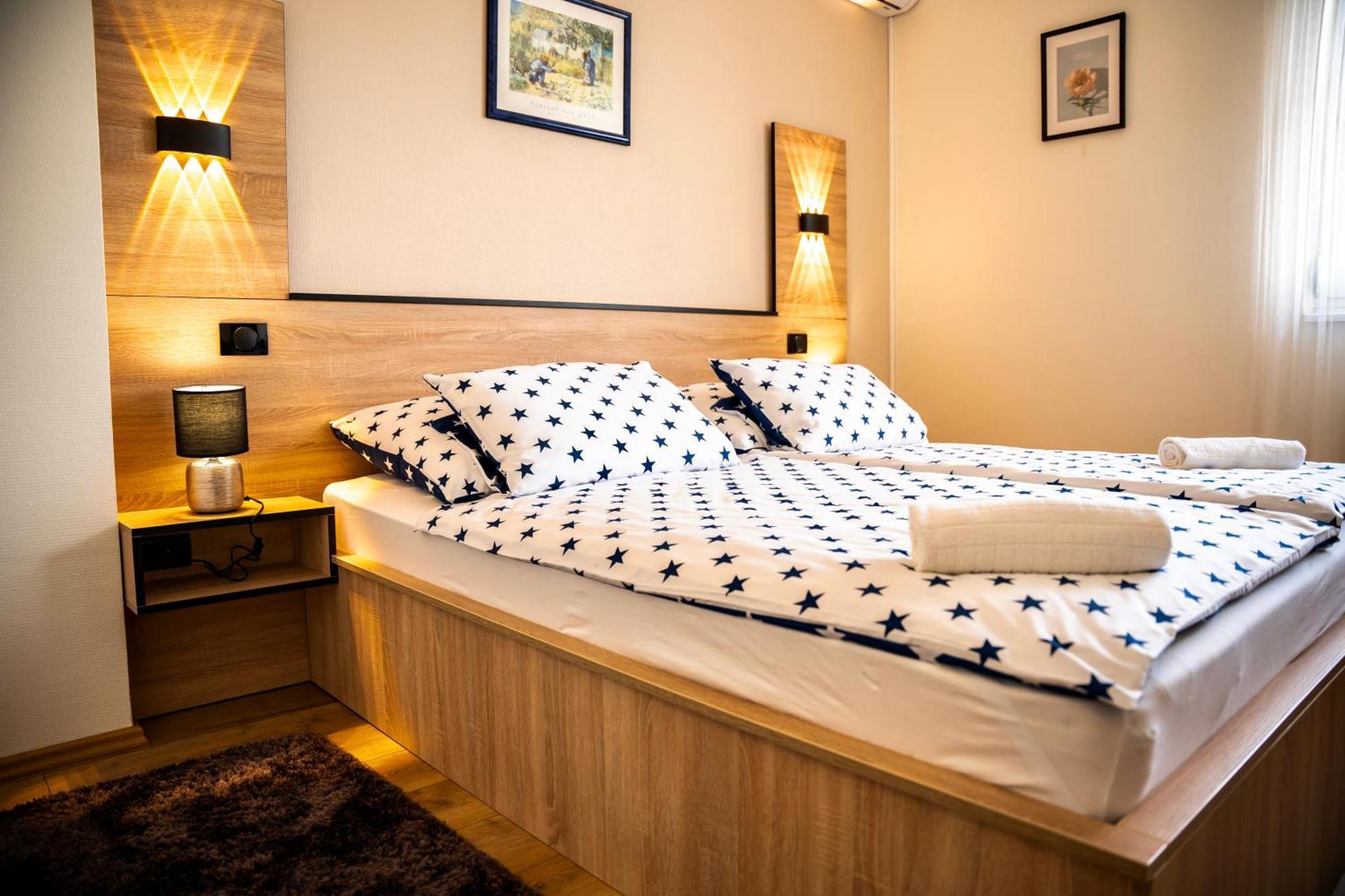 Hotel Bolero เยอร์ ภายนอก รูปภาพ